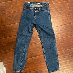 Levi’s Wedgie Fit Jean